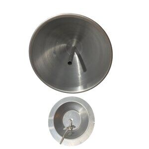 Vintage Aluminum Cake Pan With Wick Holder Moore Model 65674 7-Inch Diameter